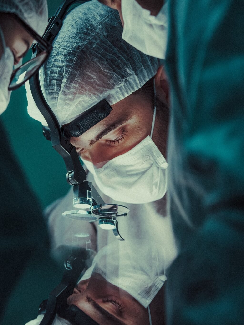 Instagram post from drviniciusdantas. This post is in position 1.